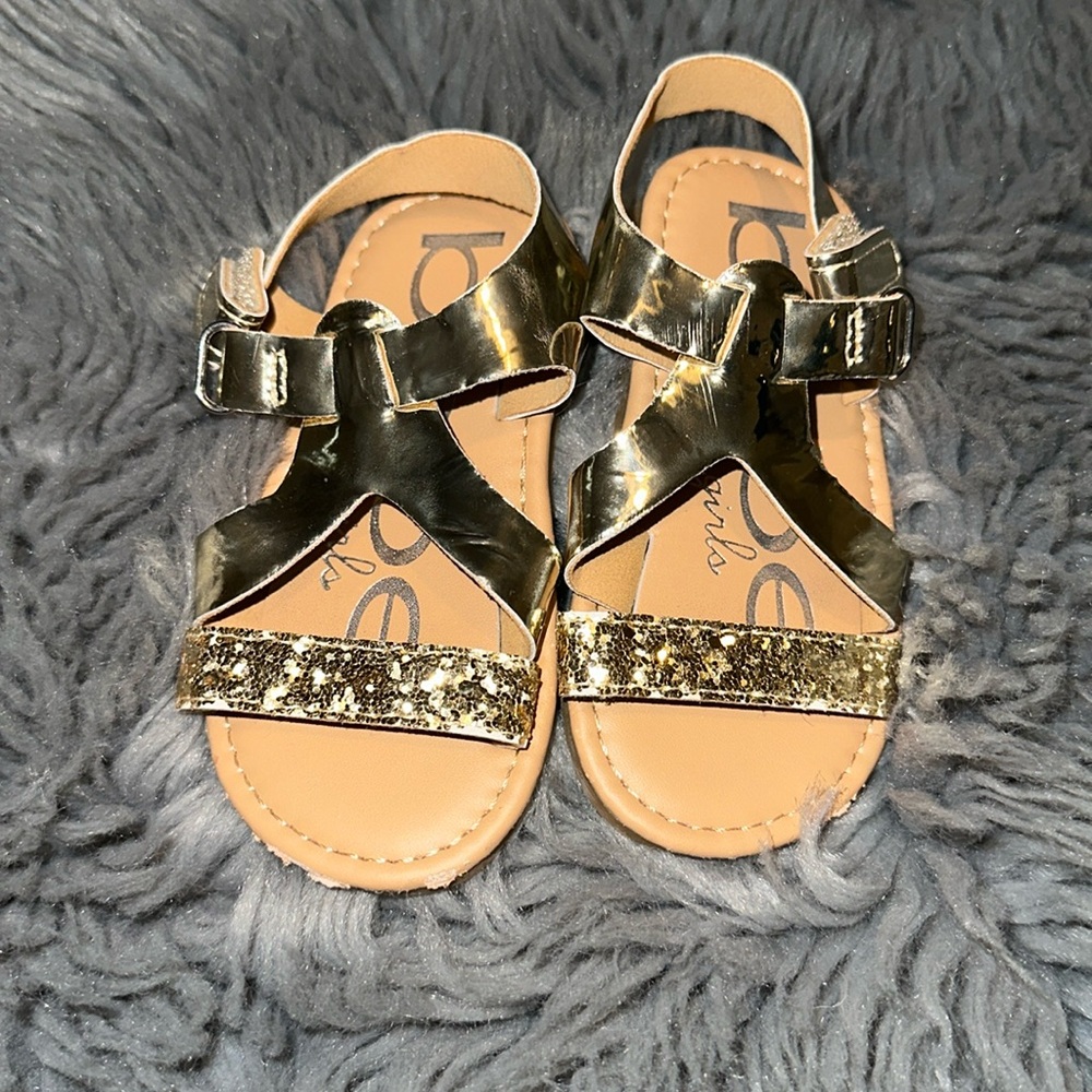 Little girls size 6C bebe sandals, perfect condition wore one time